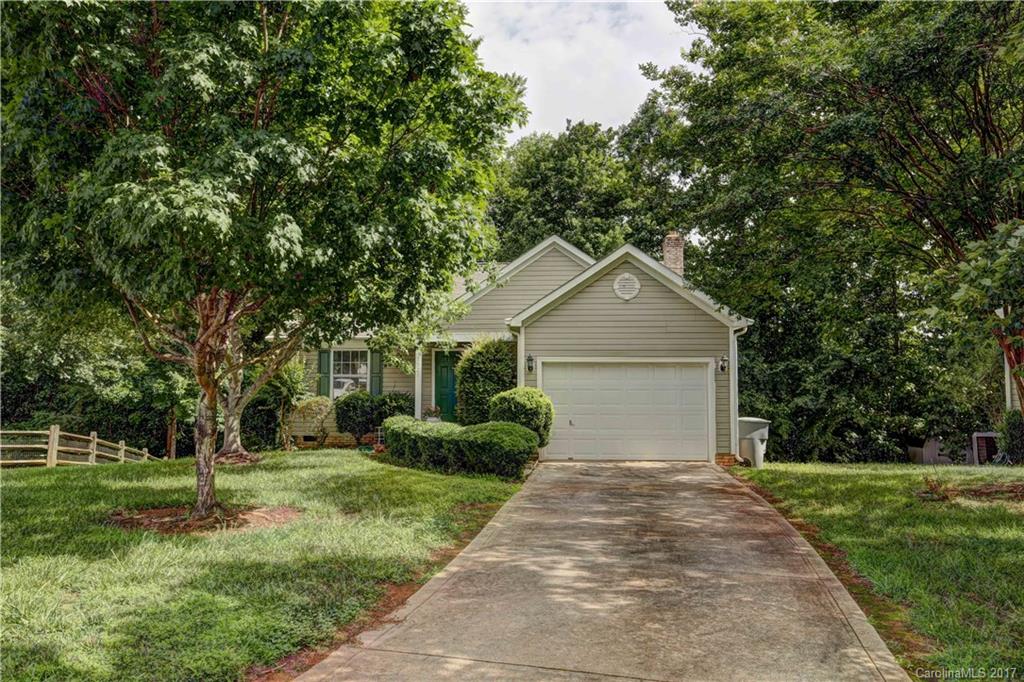 7521 Hubbard Woods Road Charlotte NC 28269