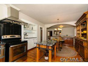 92 Saint Dunstans Circle Asheville NC 28803
