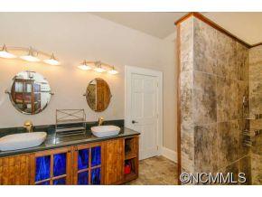 92 Saint Dunstans Circle Asheville NC 28803
