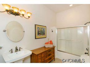 92 Saint Dunstans Circle Asheville NC 28803