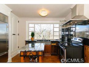 92 Saint Dunstans Circle Asheville NC 28803