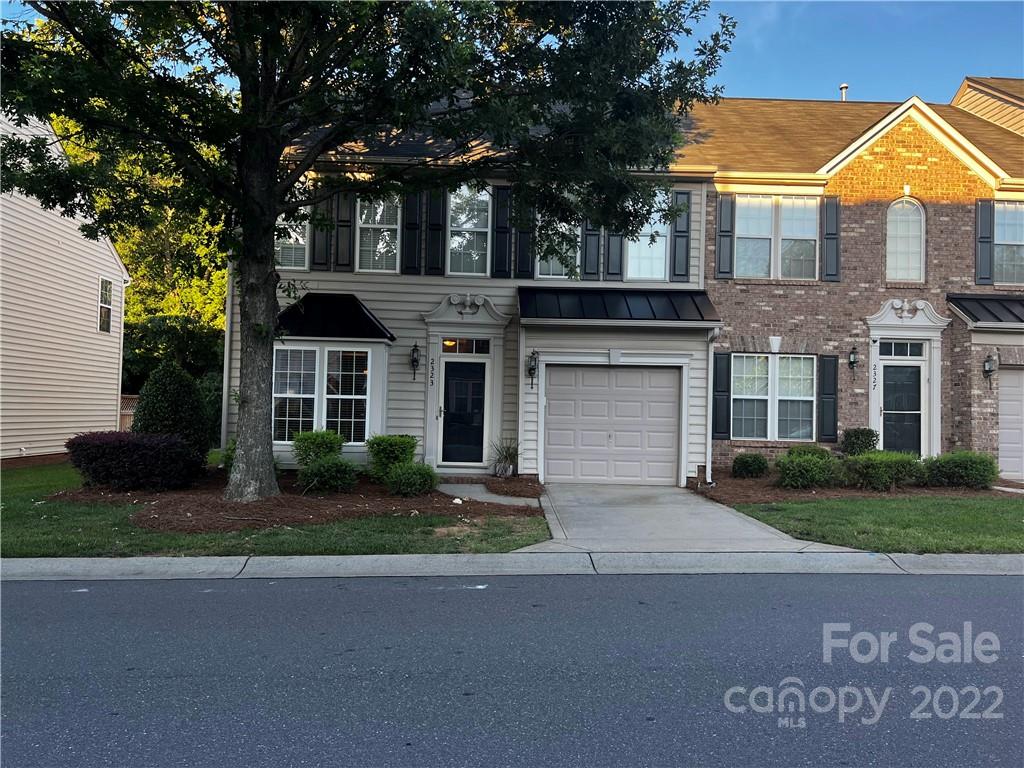 2323 Whitford Lane Charlotte NC 28210