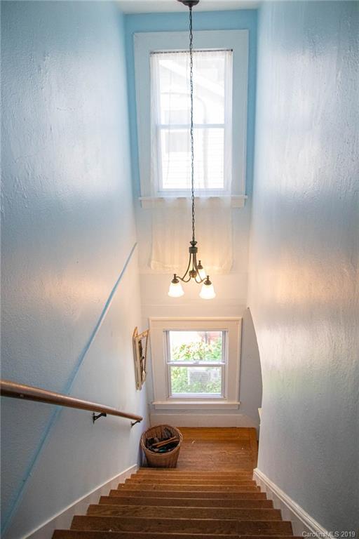61 Clinton Avenue Asheville NC 28806