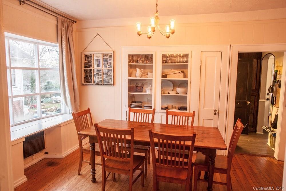61 Clinton Avenue Asheville NC 28806