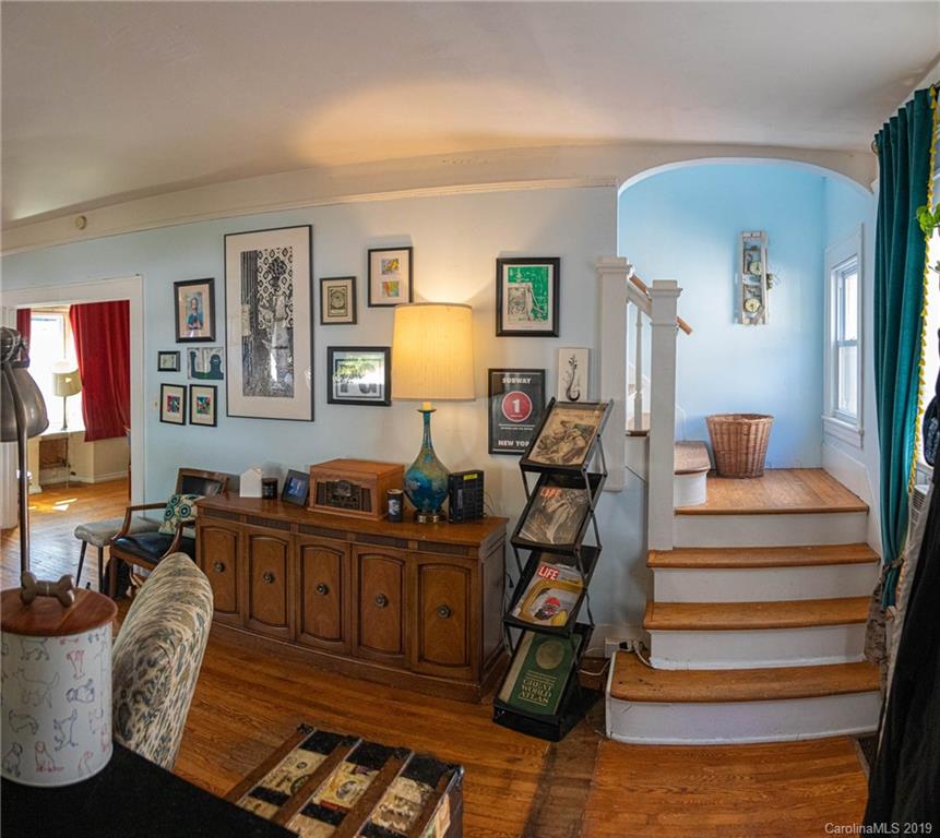 61 Clinton Avenue Asheville NC 28806