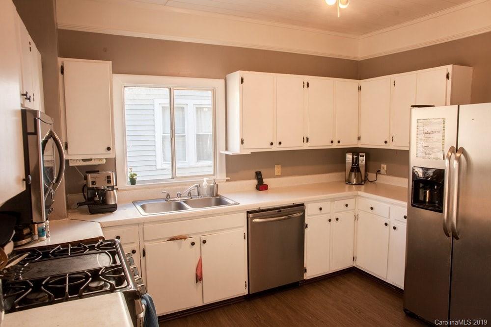 61 Clinton Avenue Asheville NC 28806