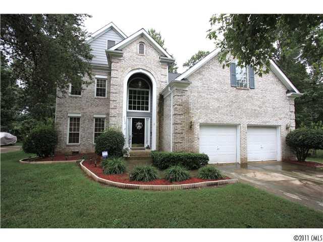 2338 Barn Board Lane Charlotte NC 28262