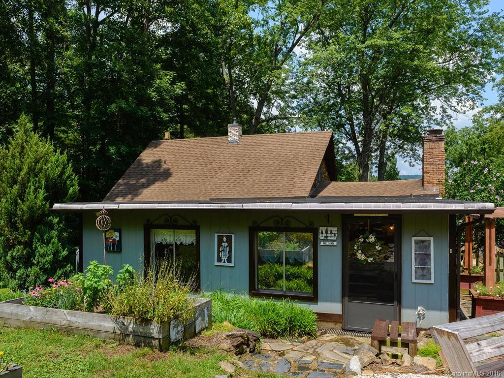 228 Ridgeway Road Candler NC 28715