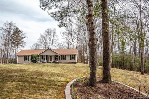29 Haugom Drive Marshall NC 28753