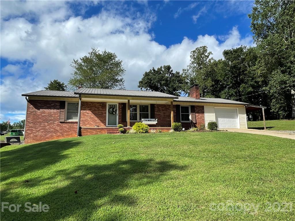 912 Greenwood Place Lenoir NC 28645