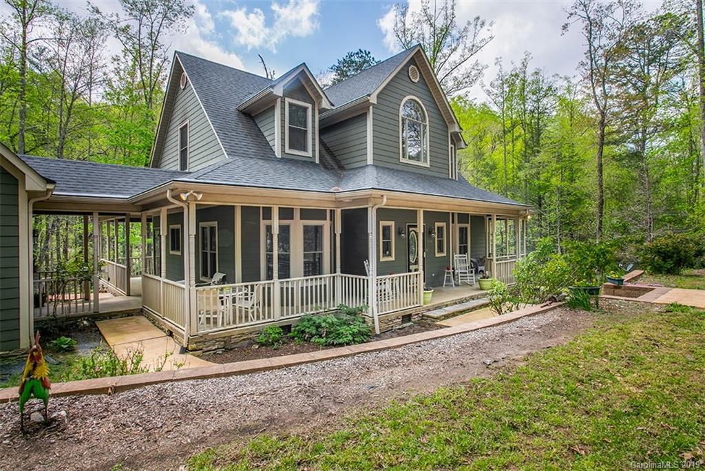 526 Rixhaven Drive Saluda NC 28773