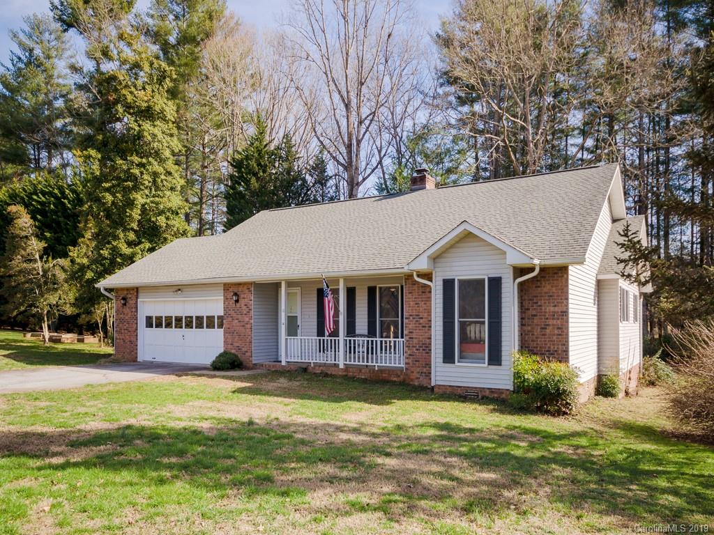 16 Clarion Drive Etowah NC 28729