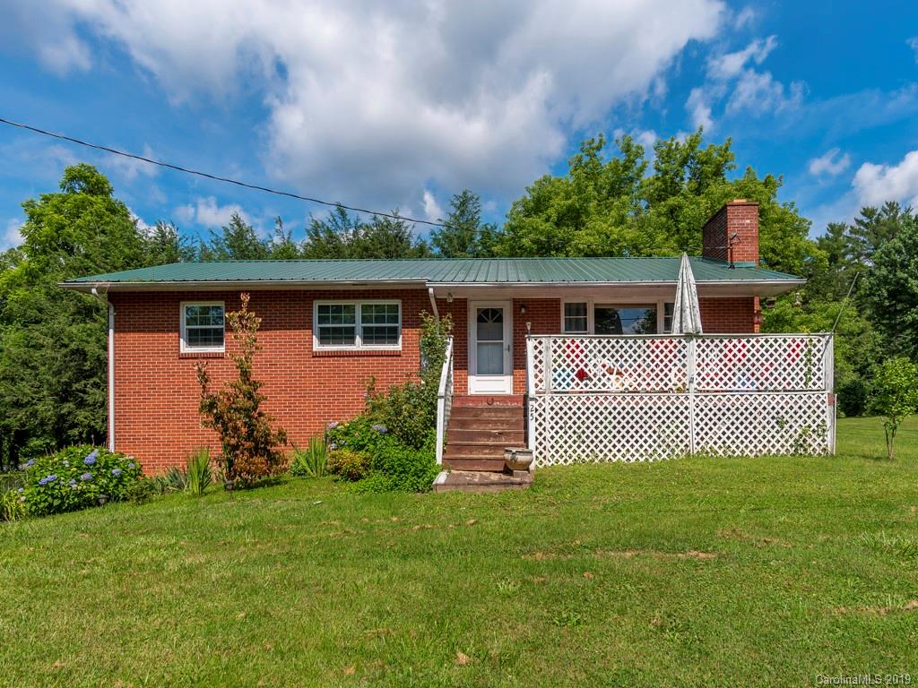 25 Thompson Cove Road Clyde NC 28721