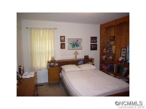 122 Westwood Avenue Swannanoa NC 28778