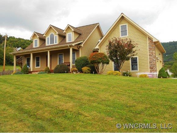 53 Timmy Trail Clyde NC 28721