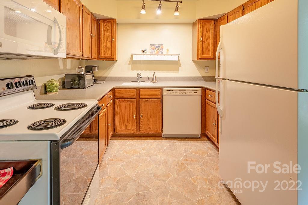 9 Maplewood Road Asheville NC 28804