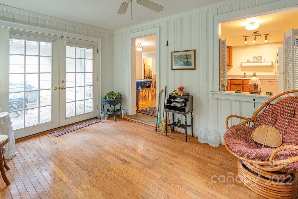 9 Maplewood Road Asheville NC 28804