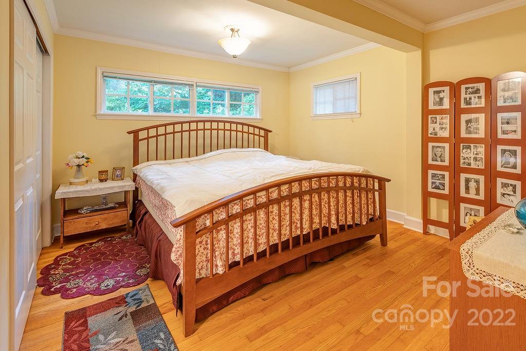 9 Maplewood Road Asheville NC 28804