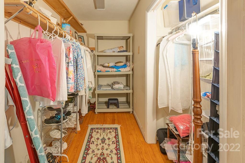 9 Maplewood Road Asheville NC 28804