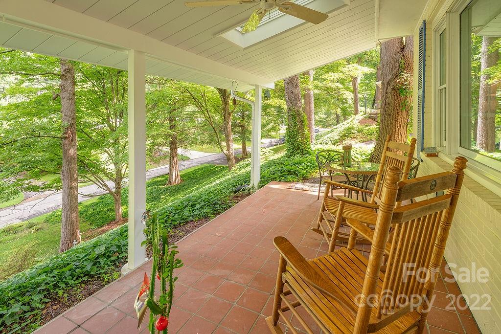9 Maplewood Road Asheville NC 28804