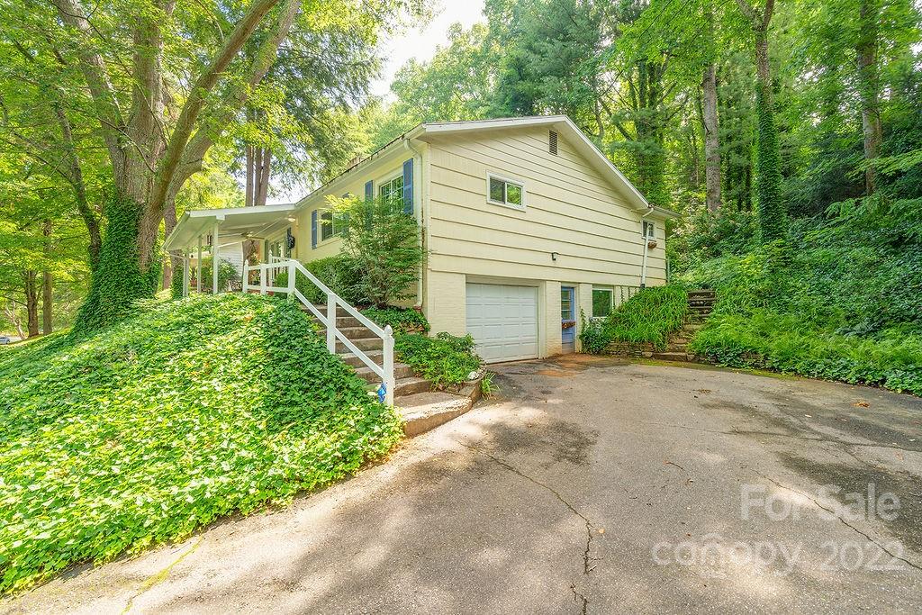 9 Maplewood Road Asheville NC 28804