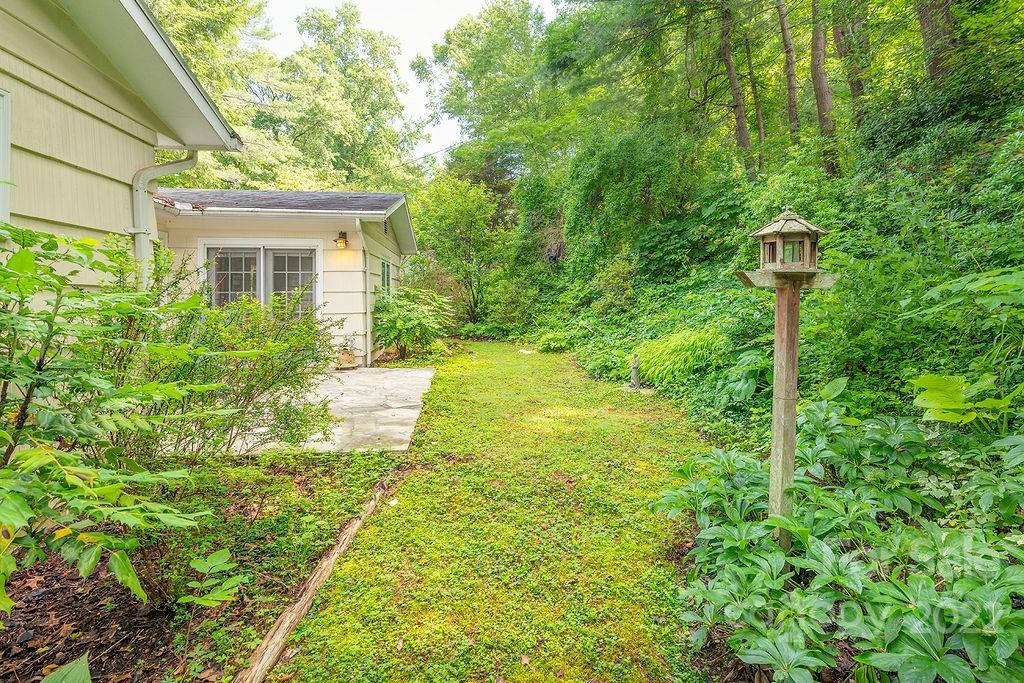 9 Maplewood Road Asheville NC 28804