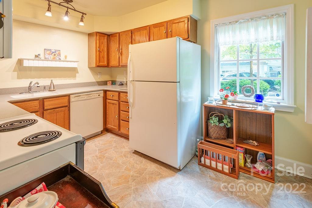 9 Maplewood Road Asheville NC 28804