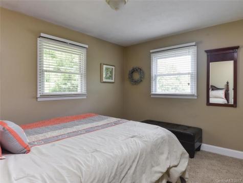 80 Debra Lane Asheville NC 28806