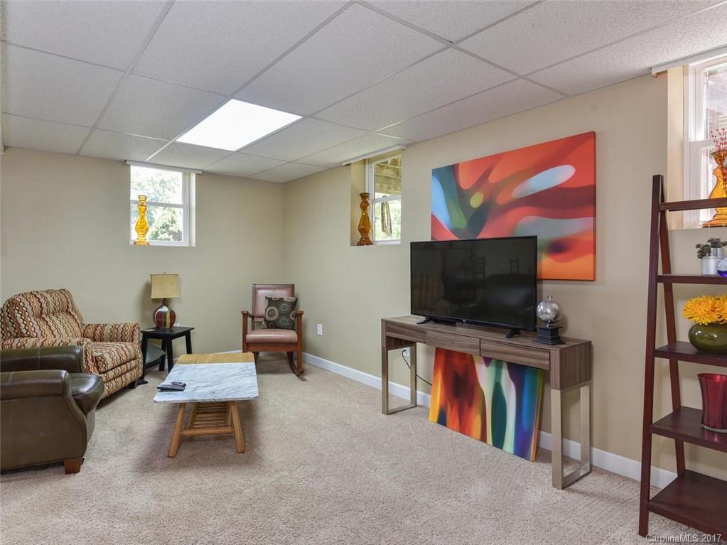 80 Debra Lane Asheville NC 28806
