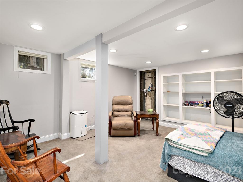 147 Westwood Road Asheville NC 28804