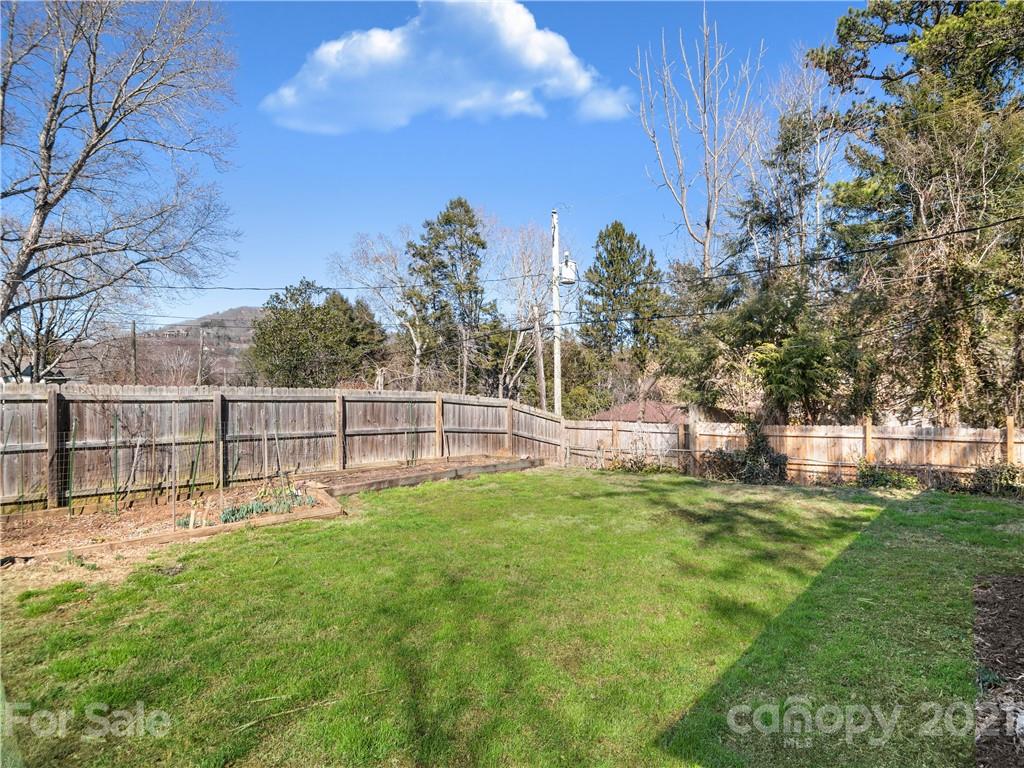 147 Westwood Road Asheville NC 28804