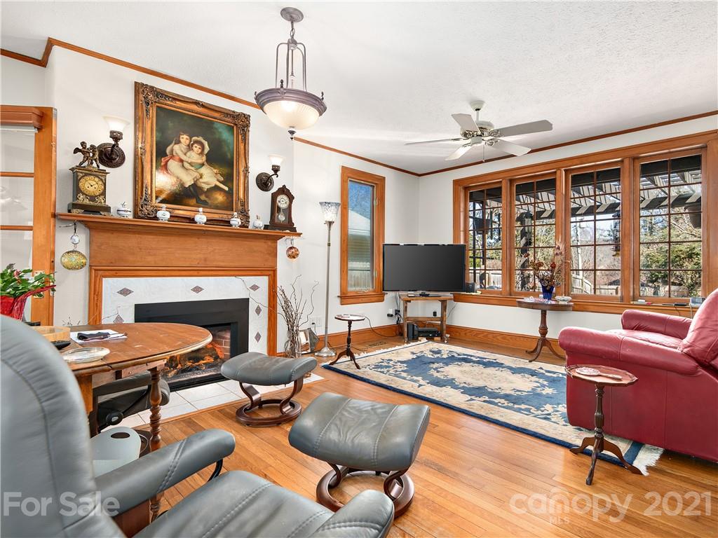 147 Westwood Road Asheville NC 28804