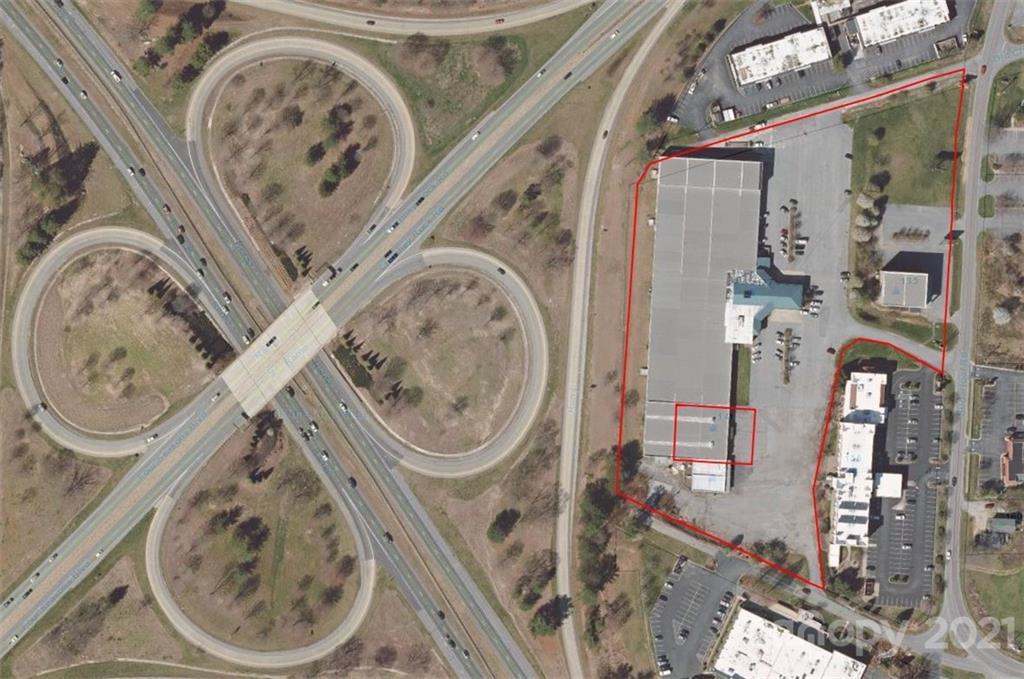 Hendersonville NC, 135 Sugarloaf Road