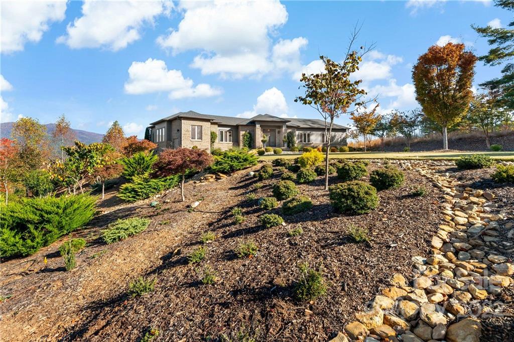 362 Captains Drive Nebo NC 28761
