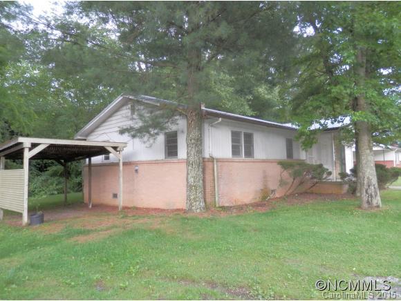 941 Sulphur Springs Road Waynesville NC 28786