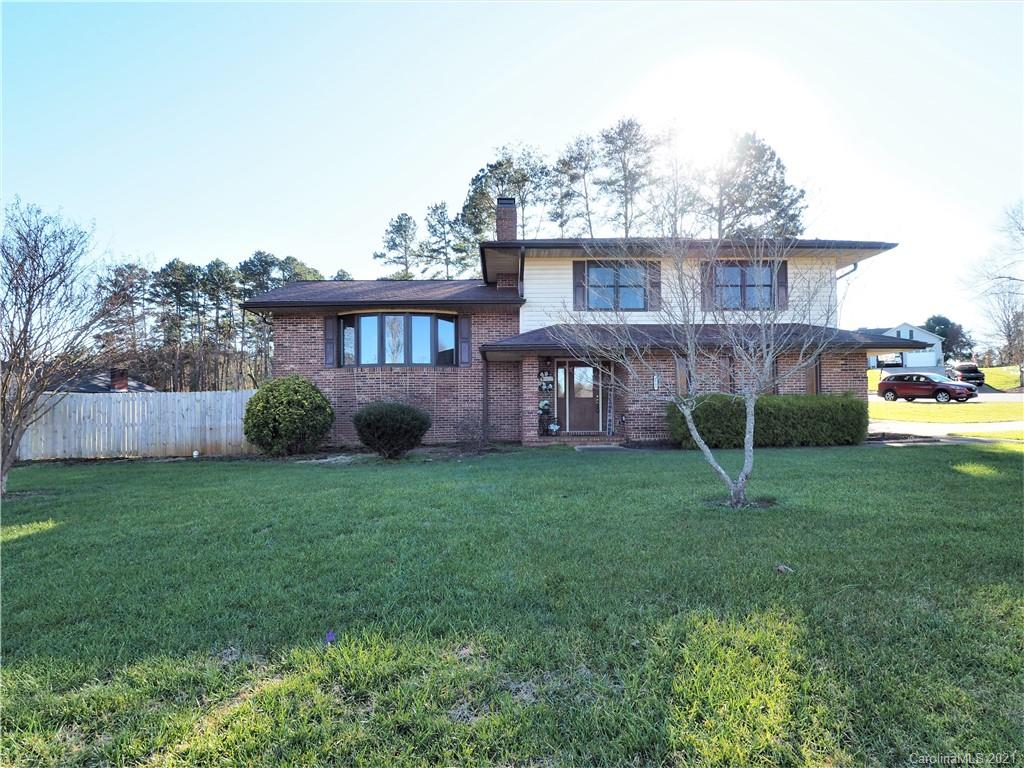 4048 Glen Hollow Lane NE Hickory NC 28601