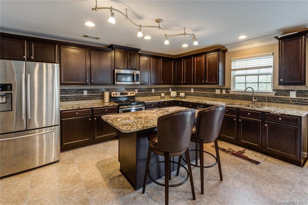 13910 Dunslow Court Charlotte NC 28269