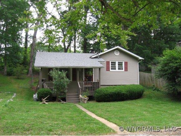 177 Oak Terrace Arden NC 28704
