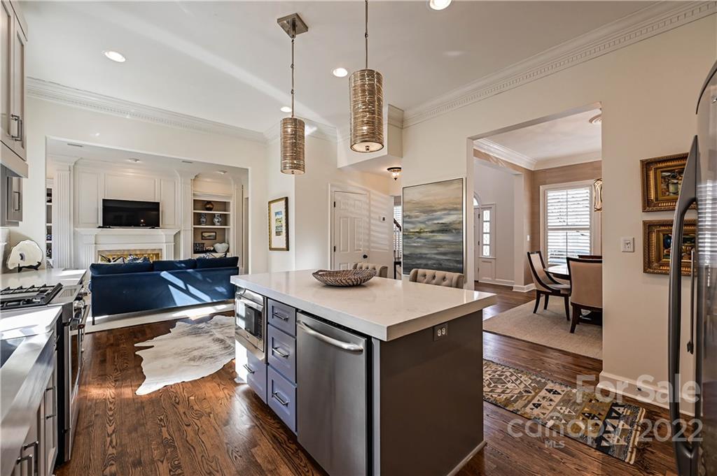 1252 Dilworth Crescent Row Charlotte NC 28203