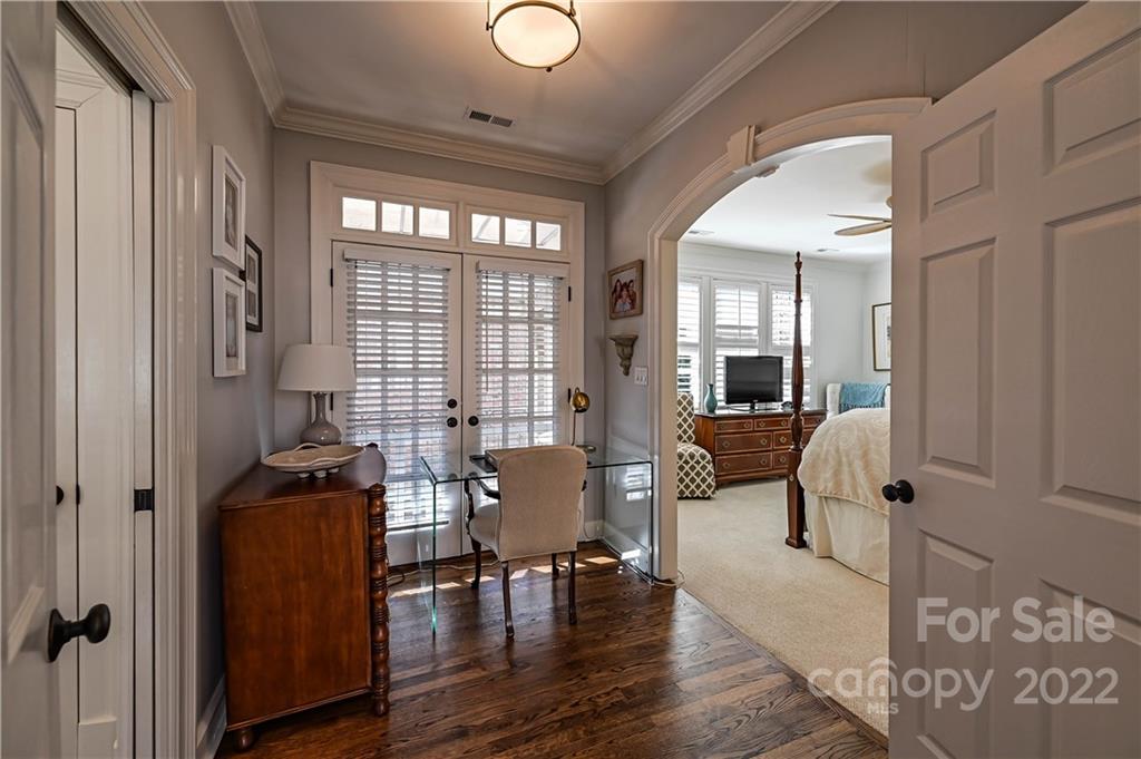 1252 Dilworth Crescent Row Charlotte NC 28203