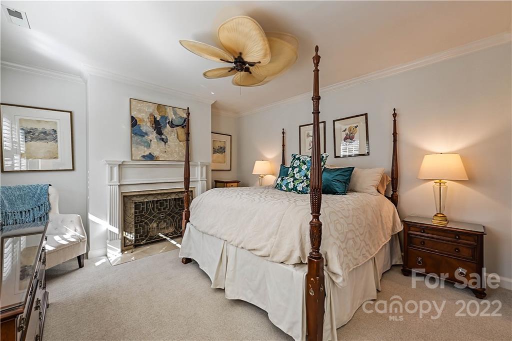 1252 Dilworth Crescent Row Charlotte NC 28203