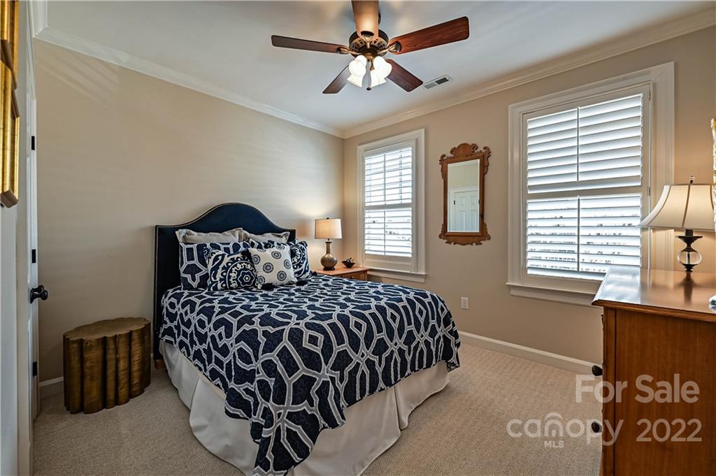 1252 Dilworth Crescent Row Charlotte NC 28203