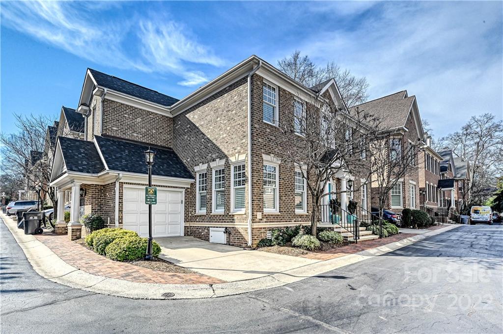 1252 Dilworth Crescent Row Charlotte NC 28203