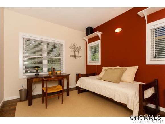 80 Saint Dunstans Road Asheville NC 28803