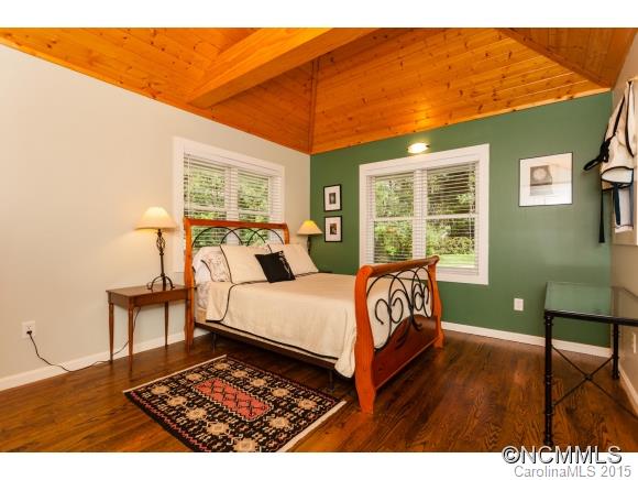 80 Saint Dunstans Road Asheville NC 28803