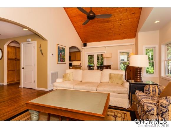 80 Saint Dunstans Road Asheville NC 28803