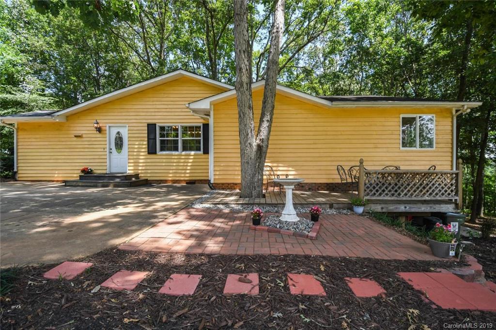 300 Gatewood Lane Matthews NC 28104