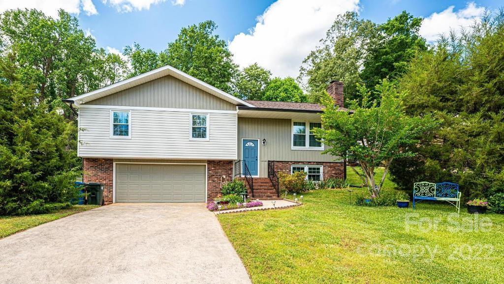 1096 16th Avenue NW Hickory NC 28601