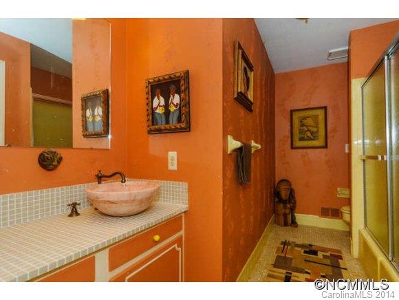 28 Audubon Drive Asheville NC 28804