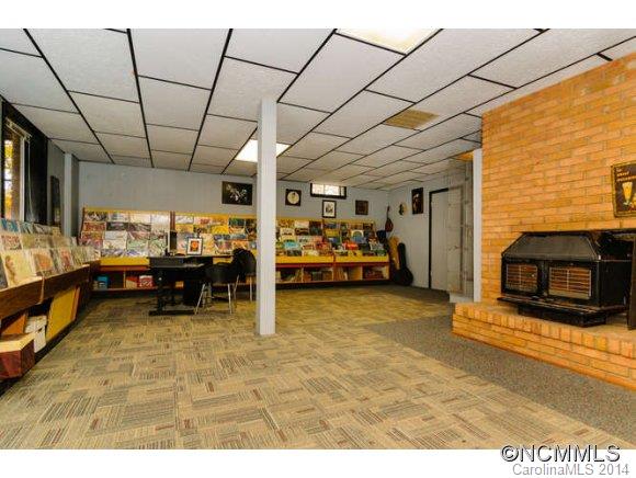 28 Audubon Drive Asheville NC 28804